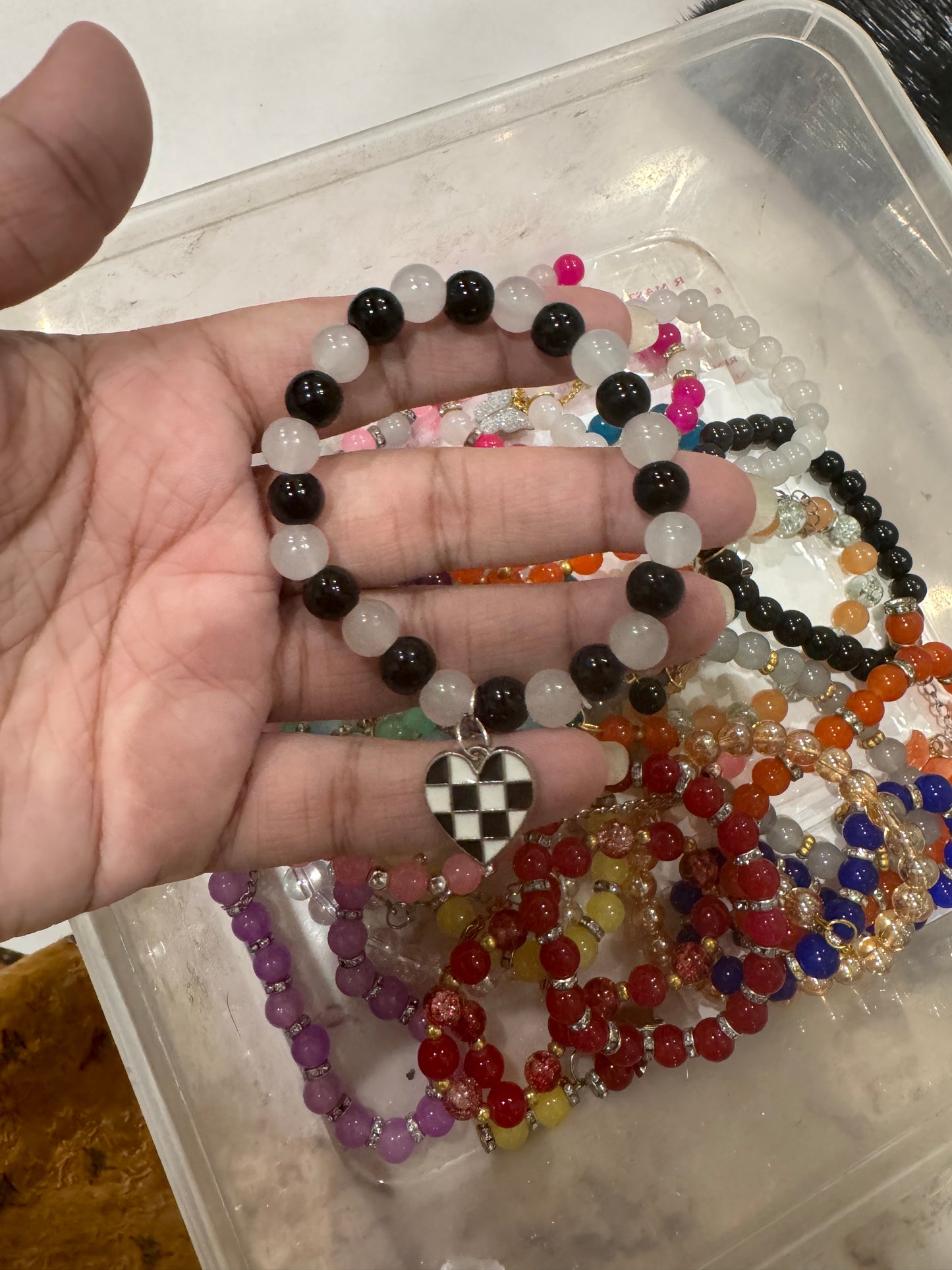 BEADS BRACELET (RANDOM)