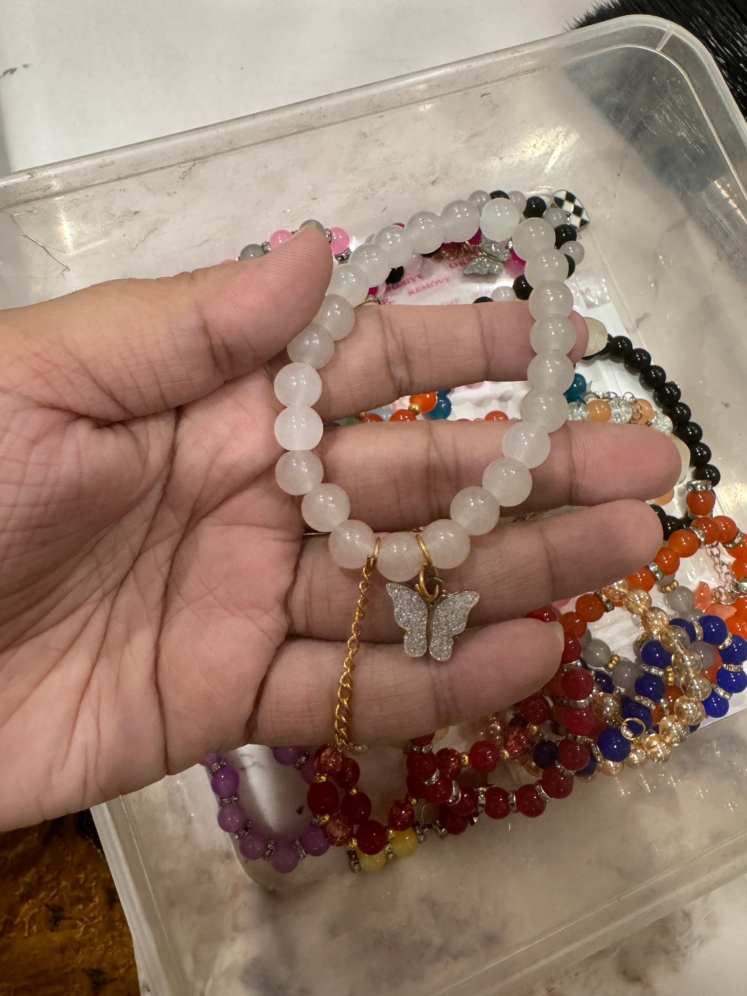 BEADS BRACELET (RANDOM)