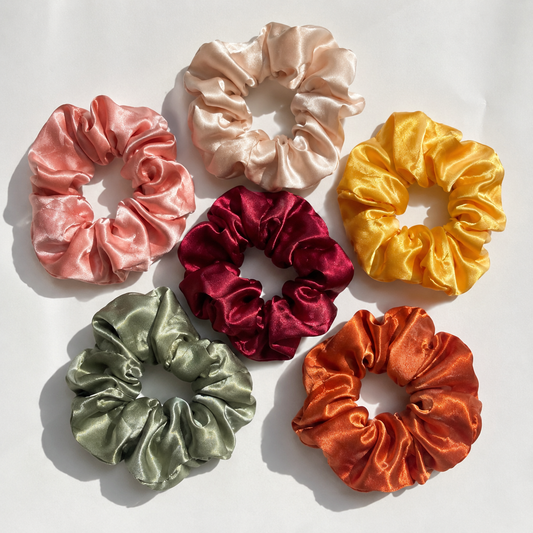 1 Scrunchie (Random Color)
